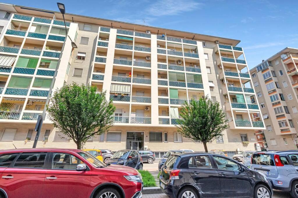 Апартаменты Alessia'S Flat - Caroli Милан Экстерьер фото